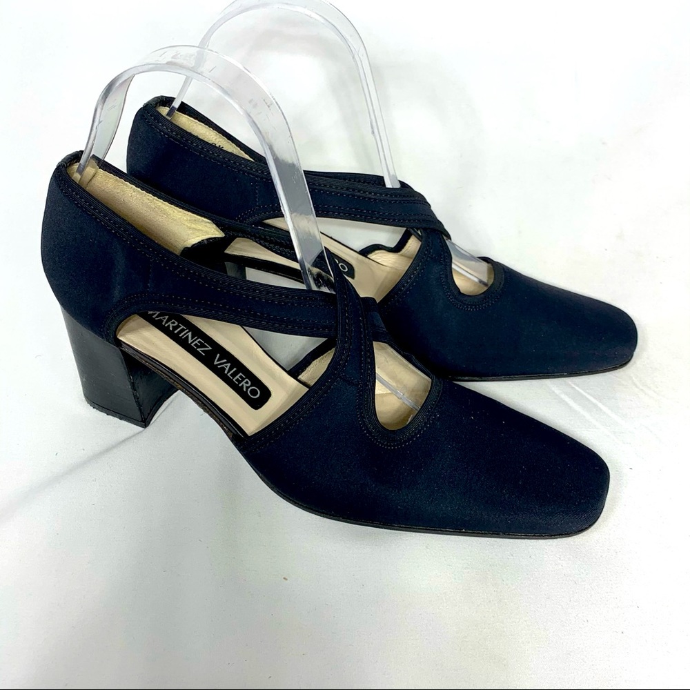 Martinez Valero Square Toe Classic Block Heel